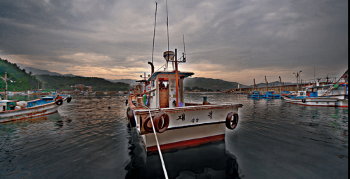 S. Korea seizes Northern fishing boat