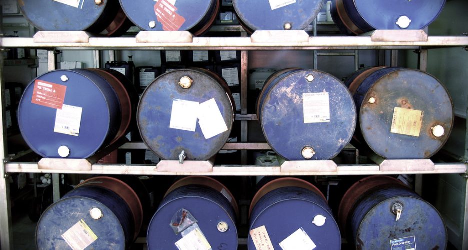 Sudden gas price plunge bedevils N. Korean merchants