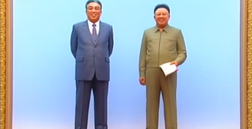 New life-like statues of former N.Korean leaders revealed