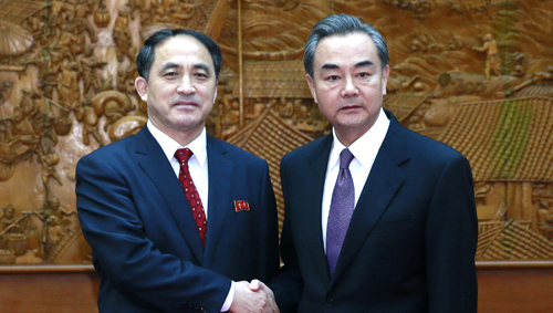 Chinese FM, N.Korean vice FM laud “friendship” at Beijing meeting