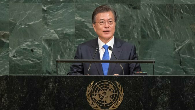 Moon promotes peace at the UN, urges N. Korea to engage in dialogue