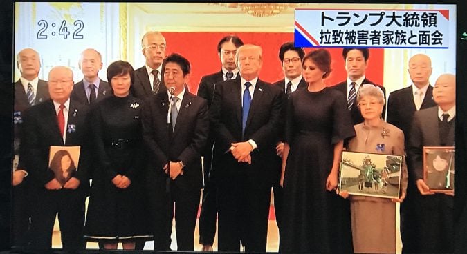 Trump meets with families of Japanese abductees