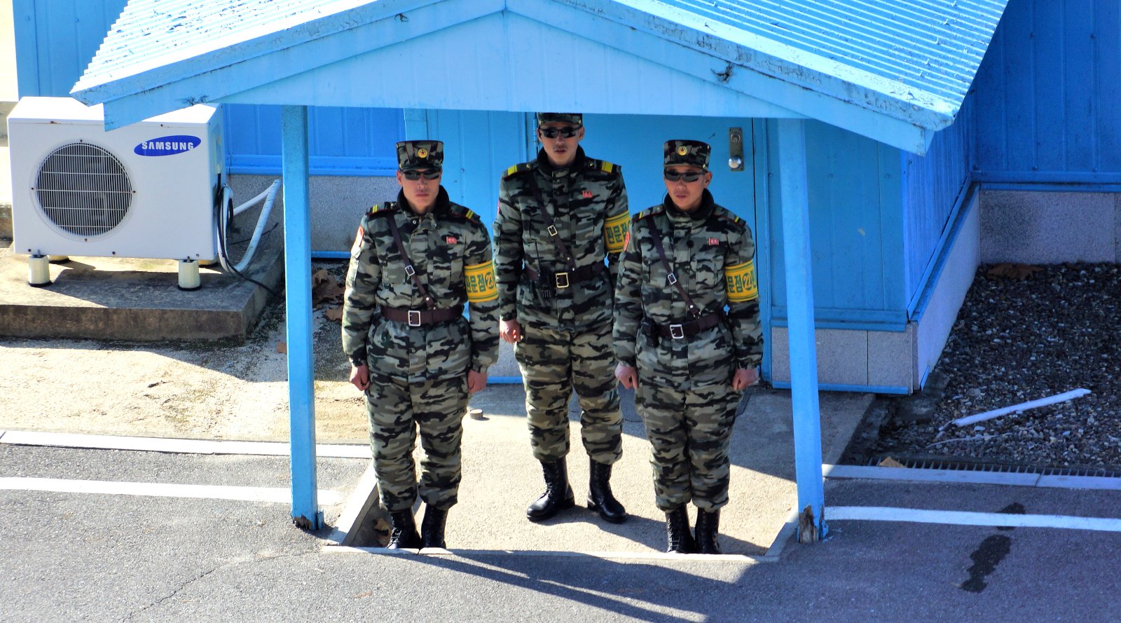 north korean guards